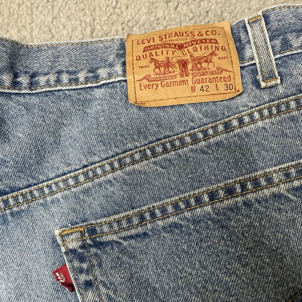Vintage Levi's 468 Jeans Mens 42x30 Light Blue Relaxed Straight Denim Pants VTG